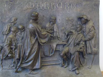 1024px-Marburger_Schloss_Religionsgespraeche.jpg