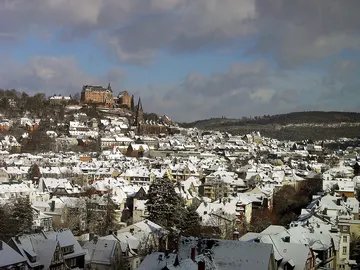 1024px-View_of_Marburg_and_castle_in_winter.jpg