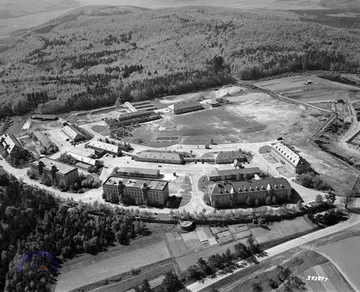 Tannenberg-Kaserne_in_Marburg.JPG