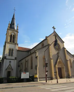 1200px-Eglise_Longeville_Metz.jpg