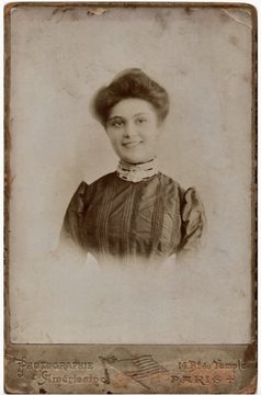 celine zessler 2.jpg