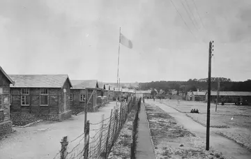 Camp de prisonniers (allemands de 1944 à1947) à Mazeray.jpg