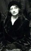 Portrait de Marie Madeleine Emma Eudoxie SCHNEIDER