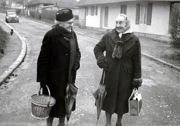024-Les 2 cousines  / Les 2 cousines, Marthe Lepoil et Lucie Godefroy