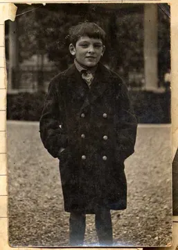 André