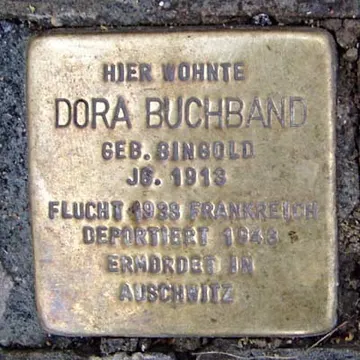 Portrait de Dora GINGOLD
