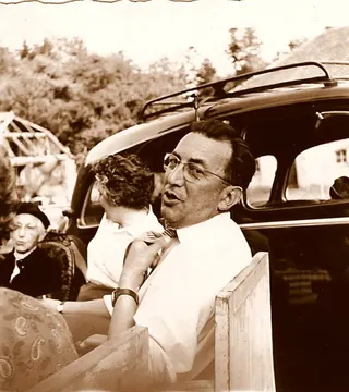 1954 cravate de Joseph Glacimont la 15 / La cravate de Joseph à Glacimont. La 15